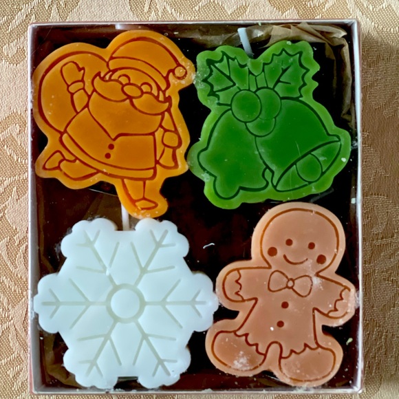 4 lovely candles - Picture 1 of 1